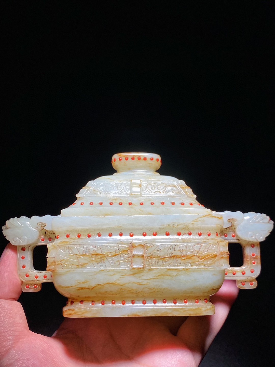 明 代和田玉籽料 白玉受沁 双夔龙耳 方型香炉