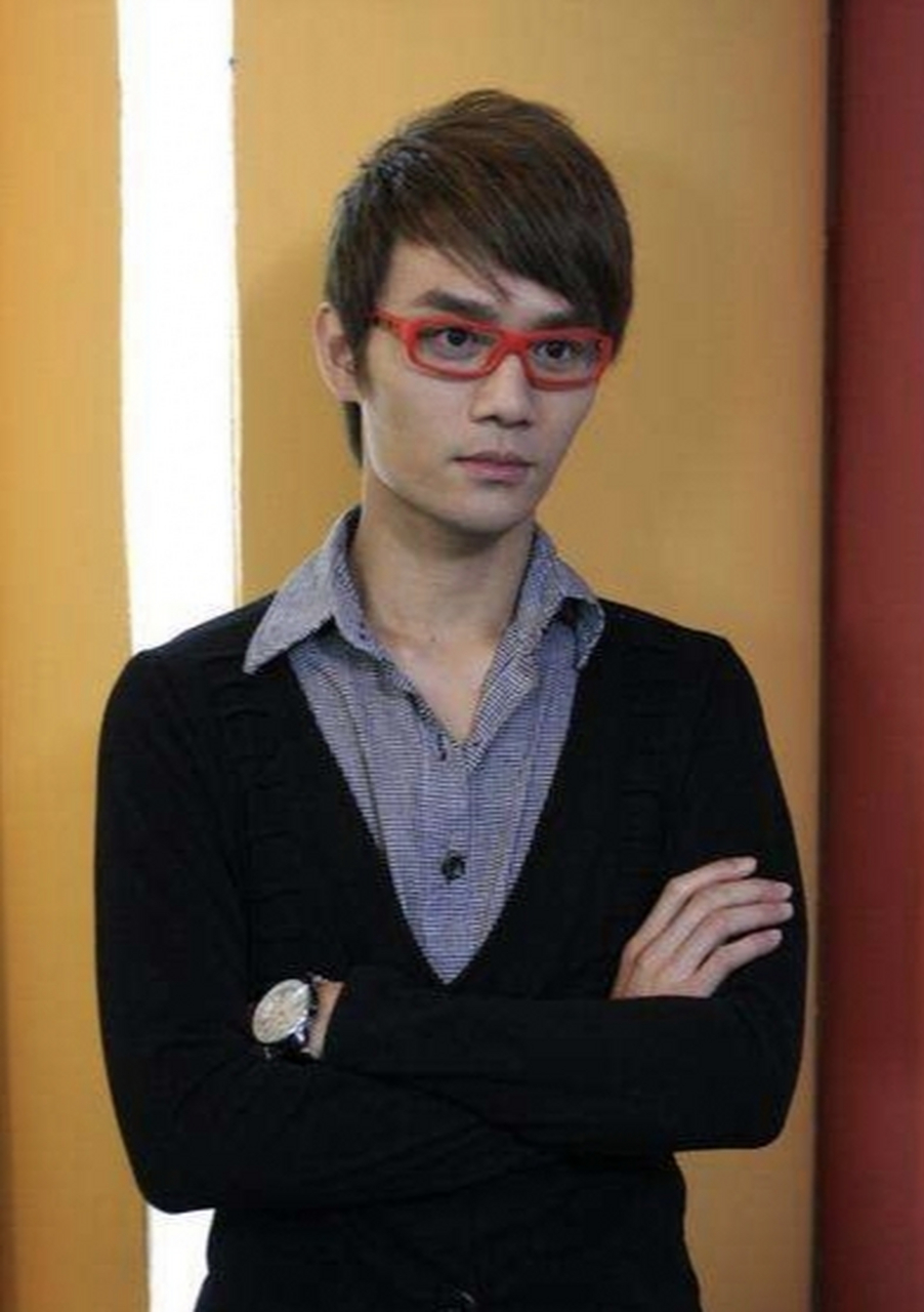 王凯以前在丑女无敌里的角色和现在正剧角色相差挺大的