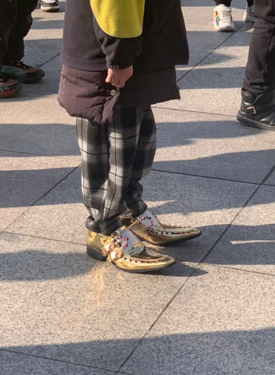 英雄可以受委屈,但是你不要踩我的切尔西!