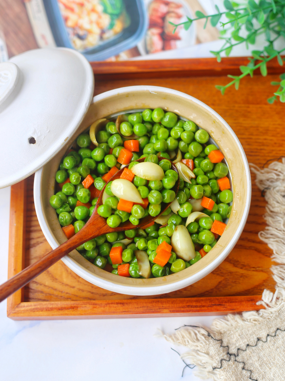 9215低脂低卡 新鲜可口的豌豆炒百合,简单又下饭!