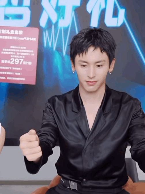 他来了他来了他带着流量来了!"快本"下期收视又稳了