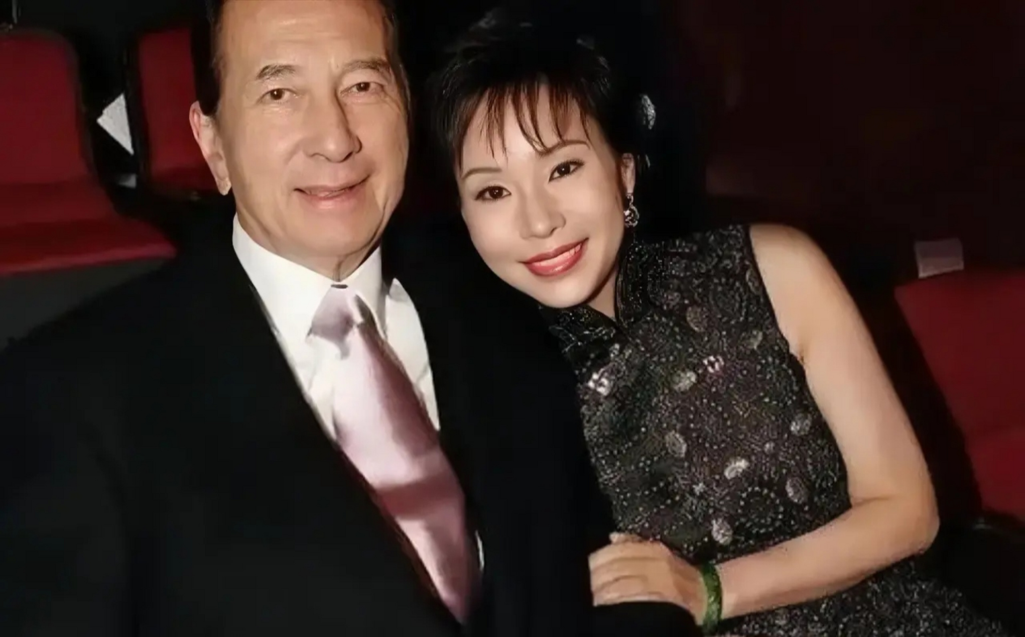 陈婉珍蛰伏30年,一招打败梁安琪拿走67亿  让人意想不到的是,赌王