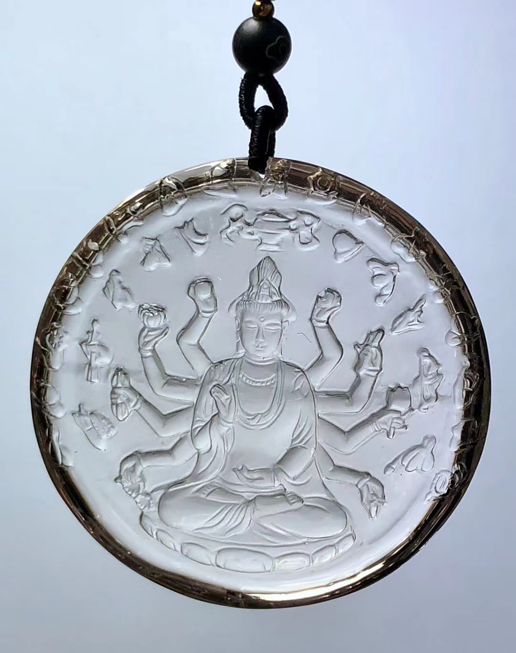 天然白水晶千手观音吊坠 大师级雕刻,姿态端庄秀美,慈眉善目,救苦救难