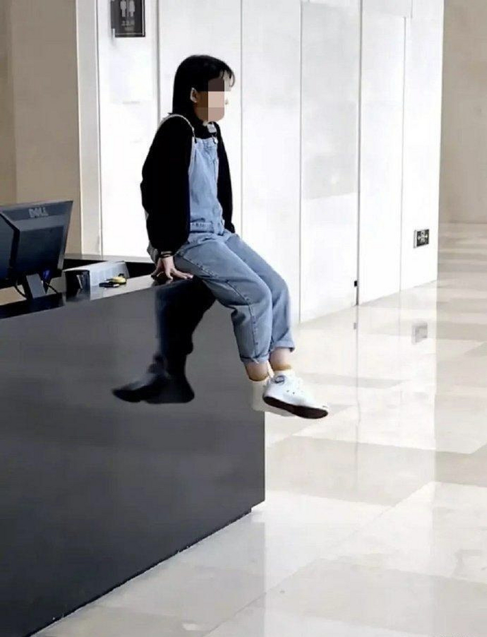 亲戚介绍的相亲,看到这一幕我想走人可以吗?