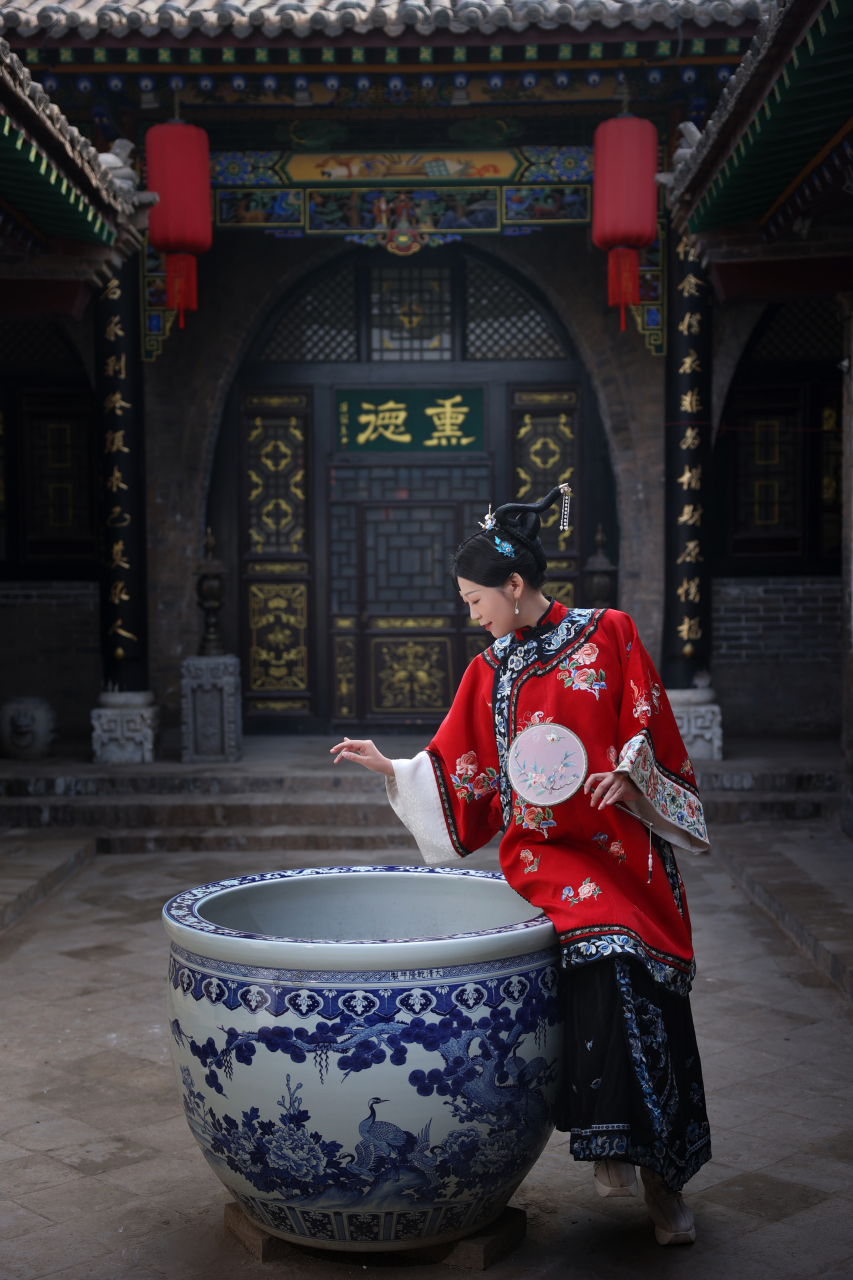 汉服# #旅拍# #平遥汉服