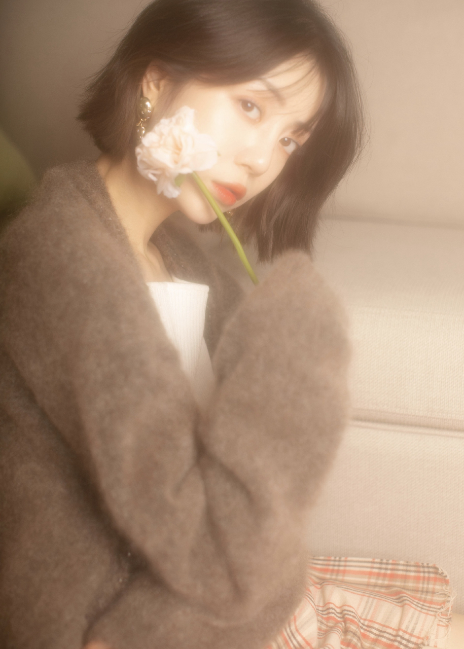 李溪芮高跟凉鞋大长腿[色][色][挤眼][挤眼] #李溪芮