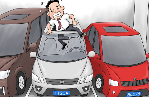 "霸王车"堵小区门,小区业主出门难!