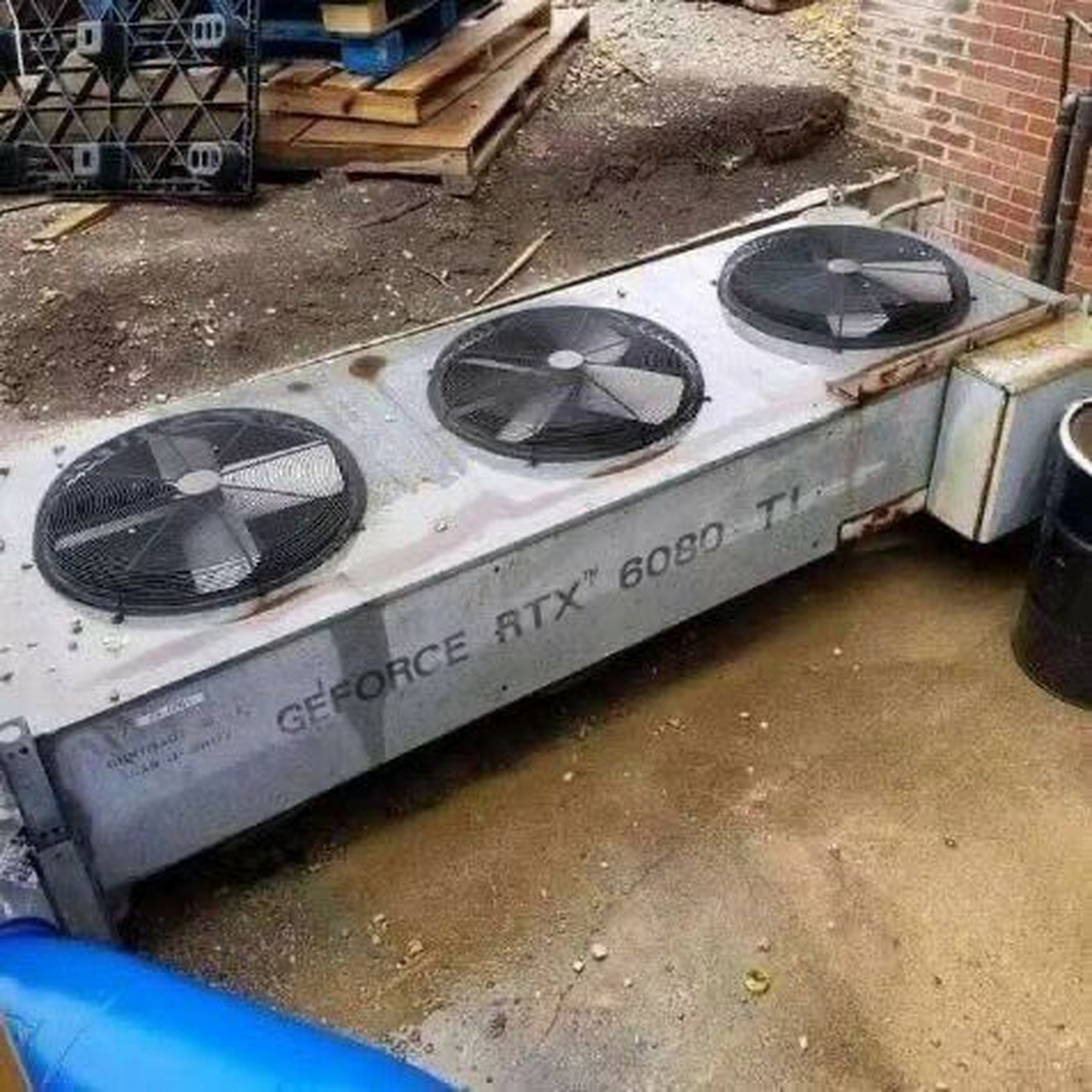 这是我买的显卡[滑稽]#搞笑