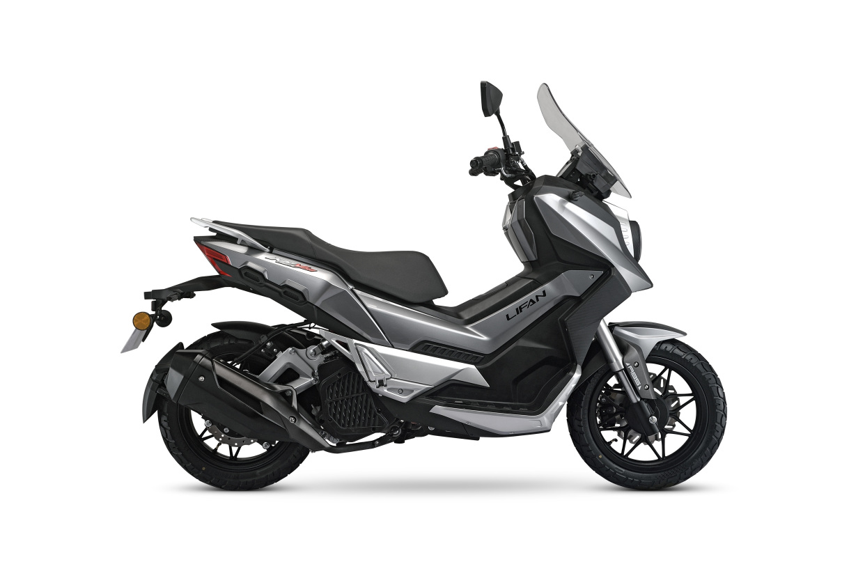 售价13680元,力帆kpv150比同级别更加硬核