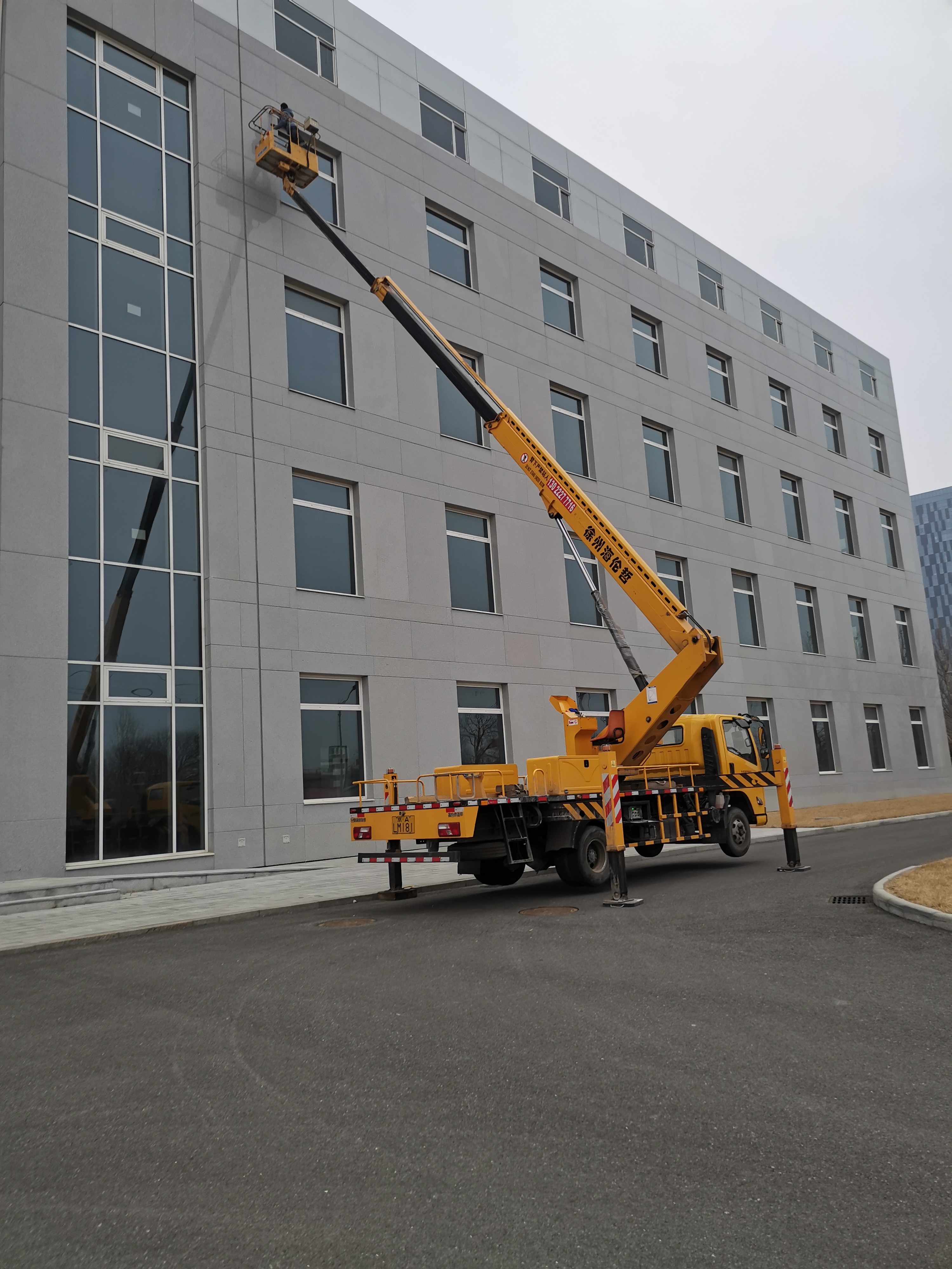 天津北辰区出租高空作业车路灯车云梯车租赁升降车13022277716