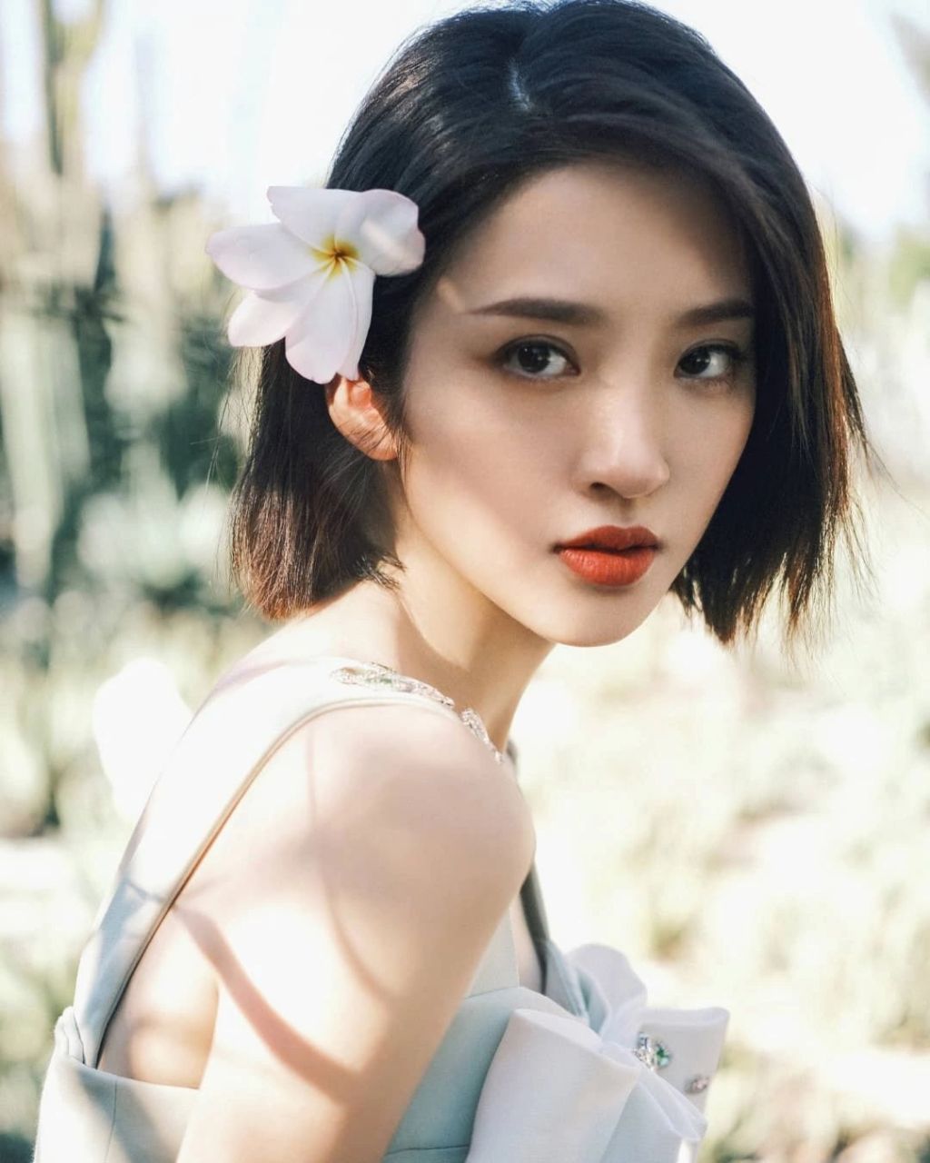 唐艺昕性感美图|||80后实力派女演员,1987年10月9日出生于四川省,毕业