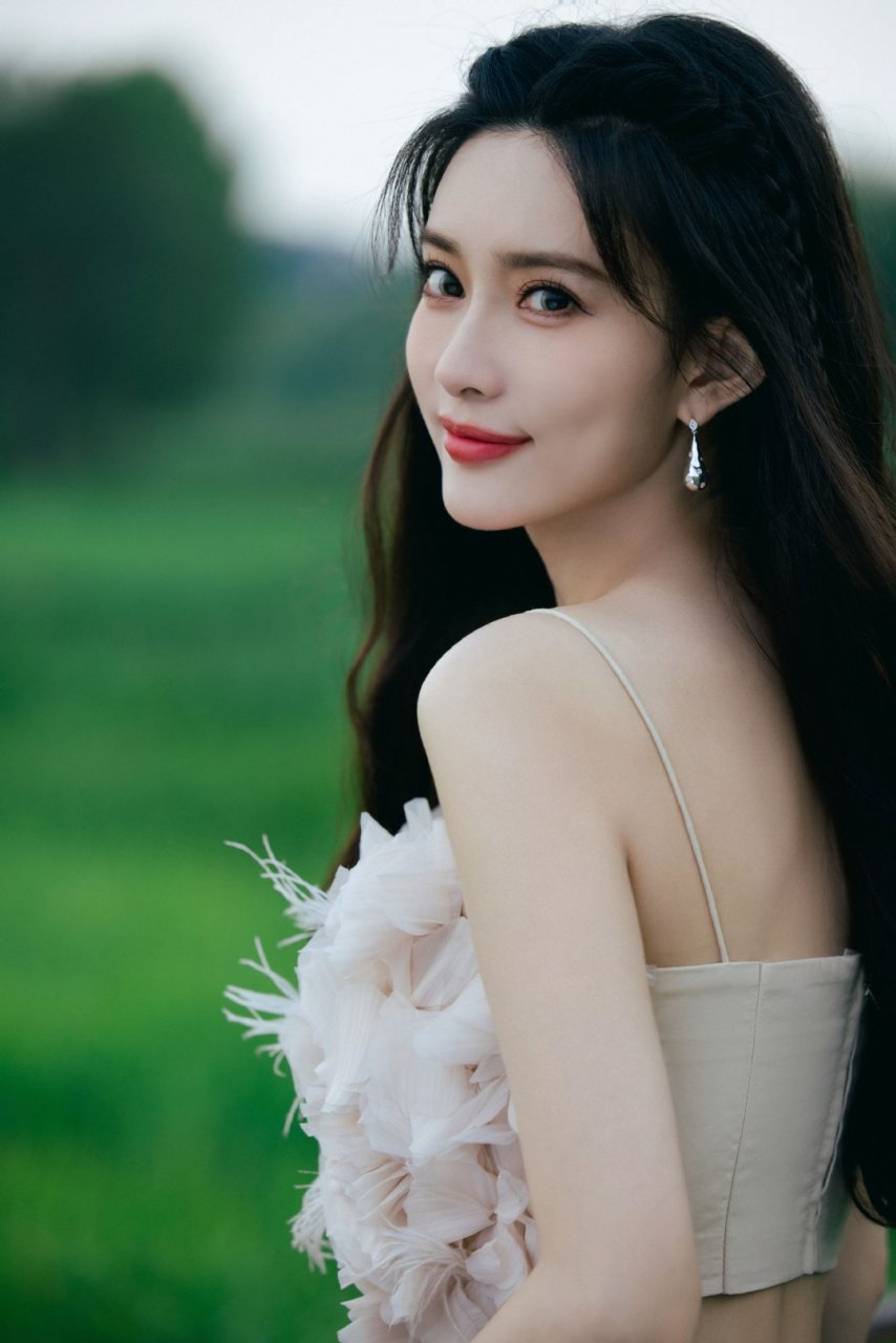 孟子义高清壁纸头像(七十二)[色]