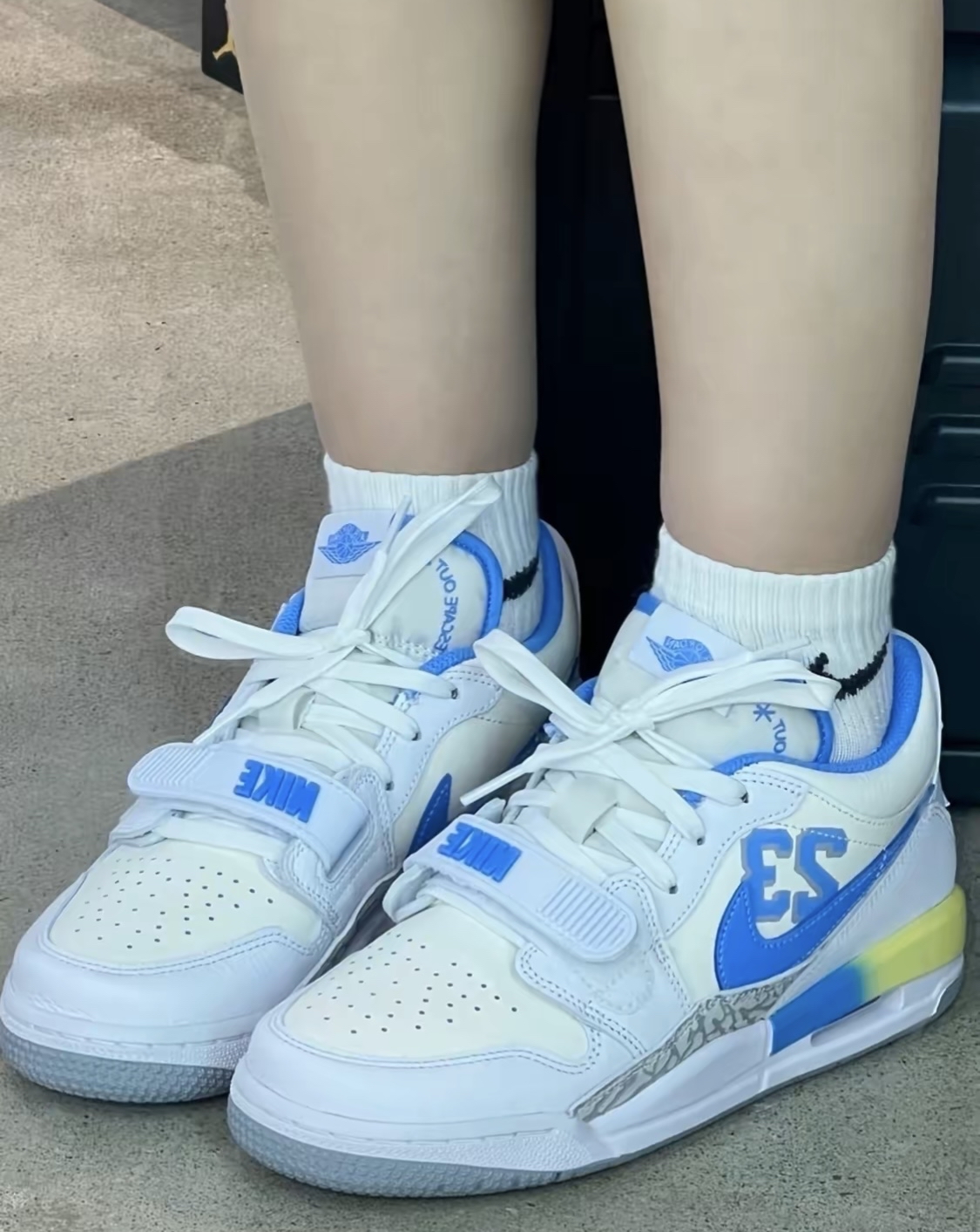 aj312白蓝真的好好看