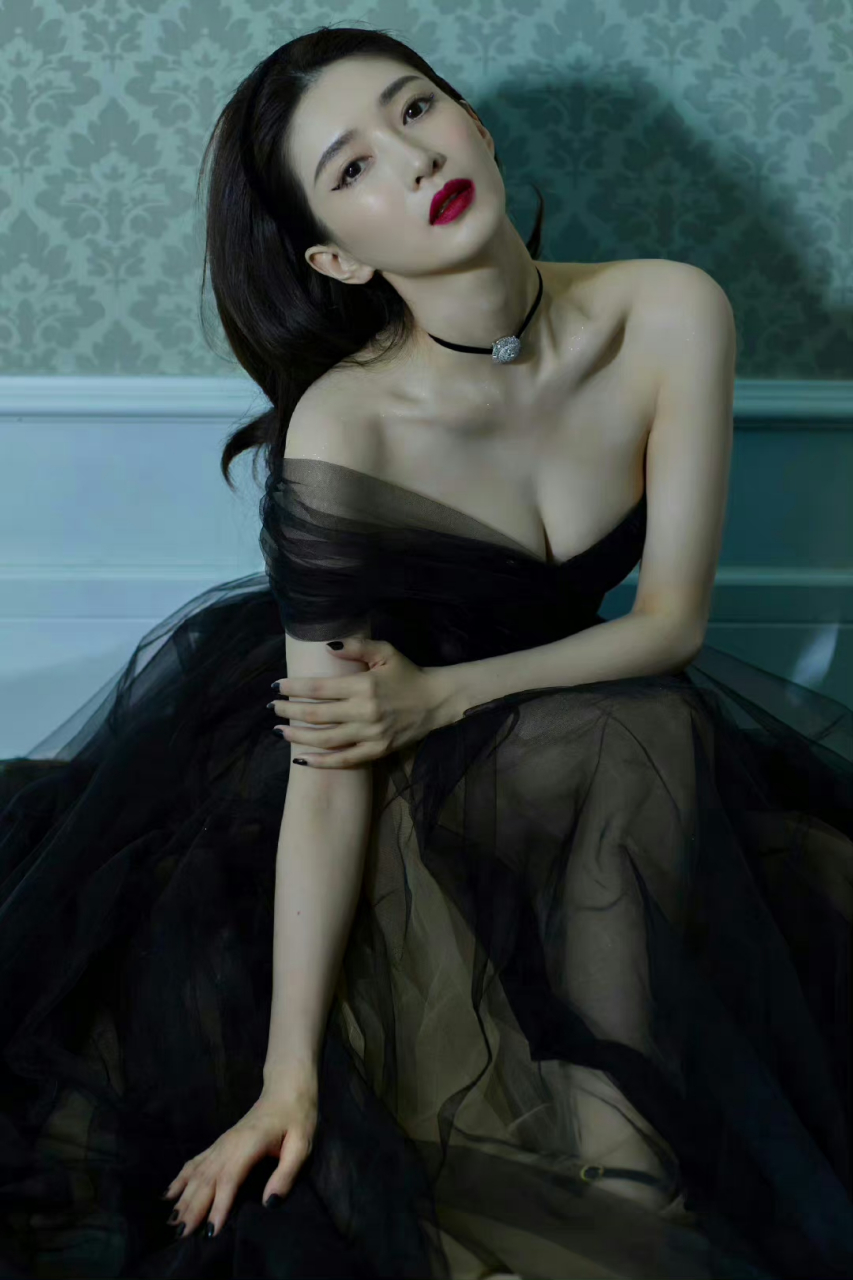 江疏影美照,身材真的是太性感迷人了!#养眼美女