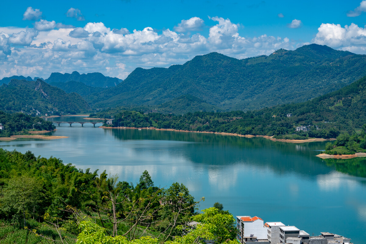 巴马景区旅游景点介绍