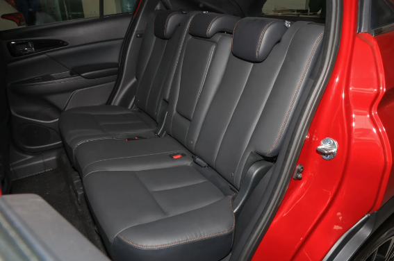 5t cvt组合,轴距2670mm,售13.88万,三菱奕歌产品力如何?