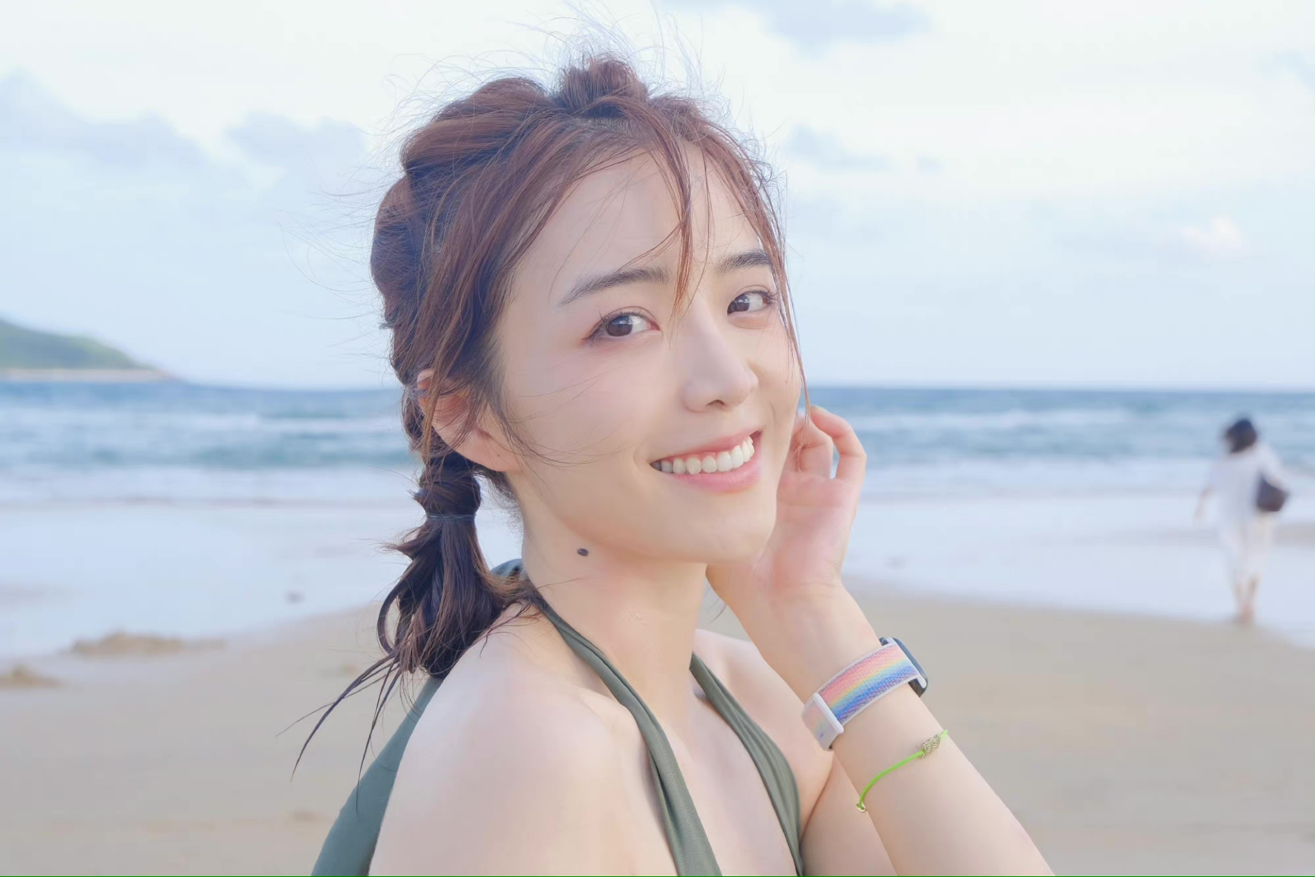 余霜 泳衣 [爱你] #余霜