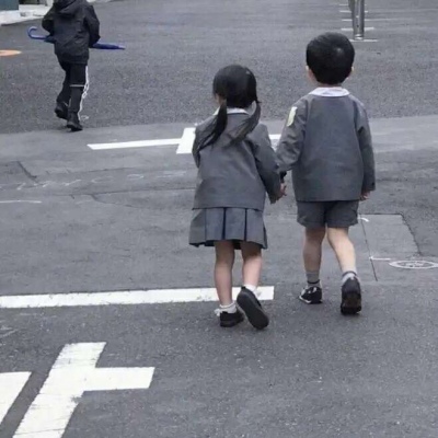 今日偷下的懒,明日双倍奉还.想获得美好的东西,永远要踮起脚尖.