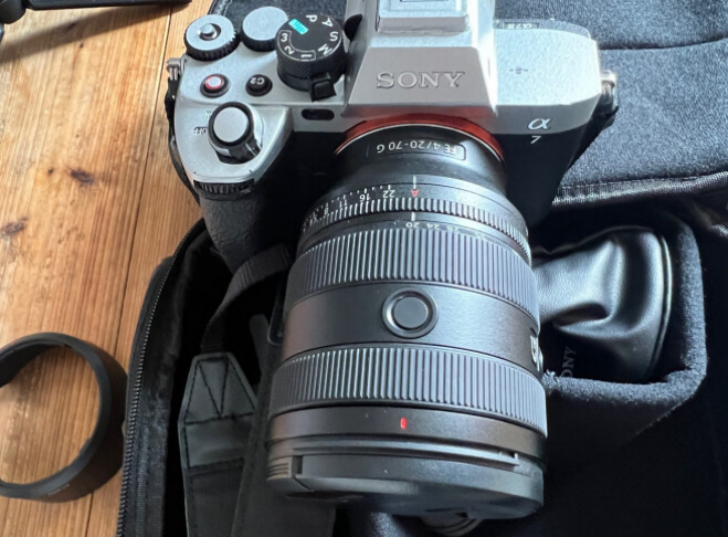 索尼ilce-a7m4相机评测:全画幅微单数码相机,到底是否值得选择?