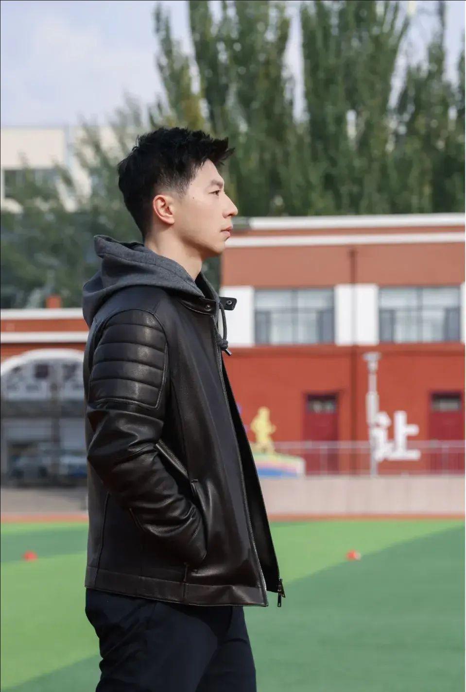 体育老师马龙上线,就问你帅不帅