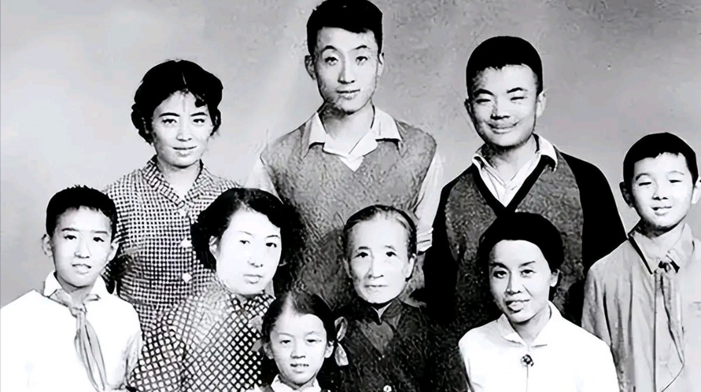 1914年,阎锡山31岁时娶了一个14岁的小老婆.