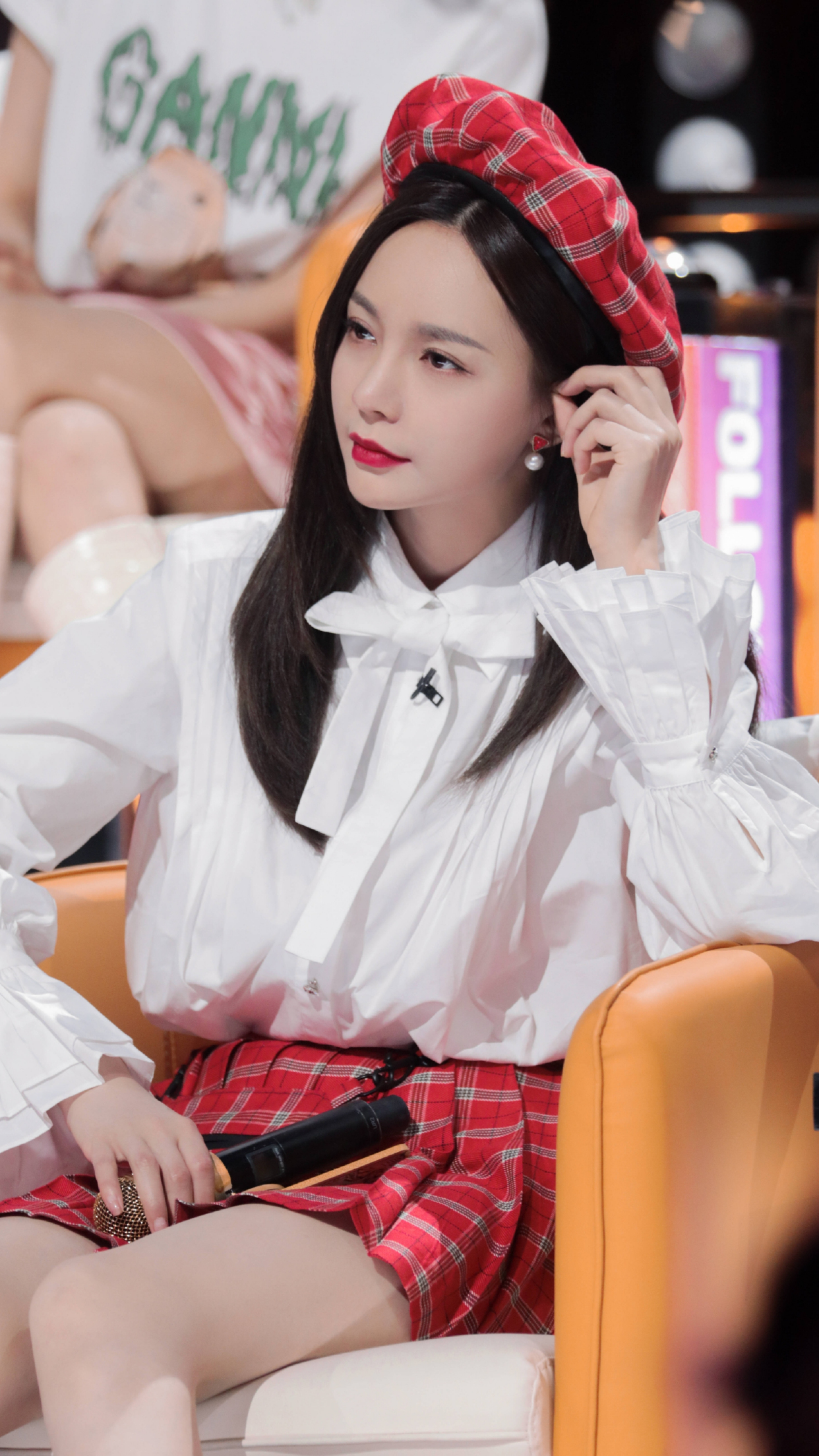 演员沈梦辰,多才多艺,羡慕这大长腿,业务能力强,来看美照