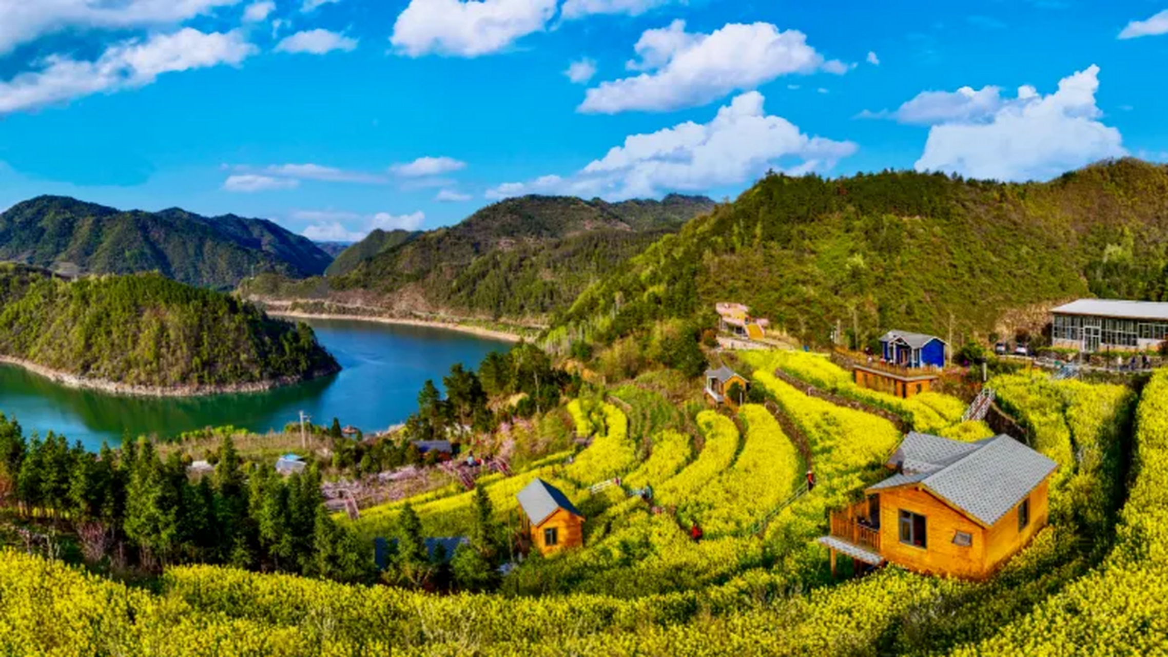 湖北十堰张湾区的方滩乡,是远离中心城区的农业乡镇.