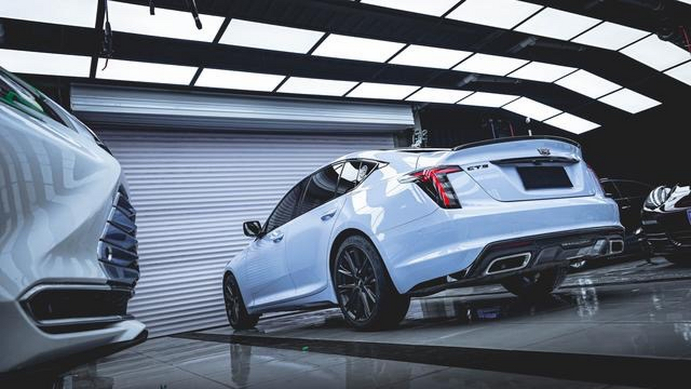 动态优创月# 凯迪拉克ct5改色亮迷雾蓝1515