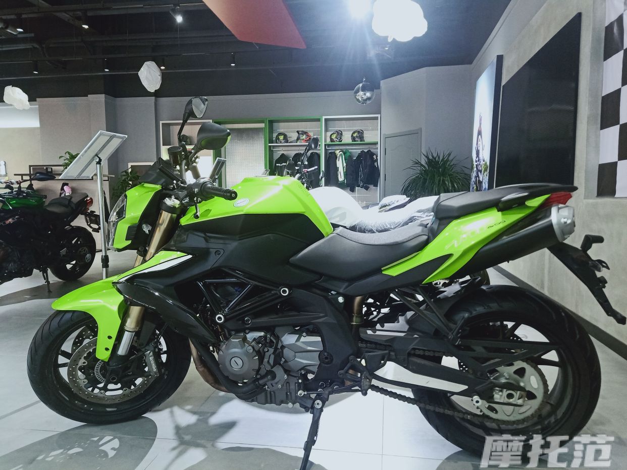 贝纳利 tnt600i 国产黄龙