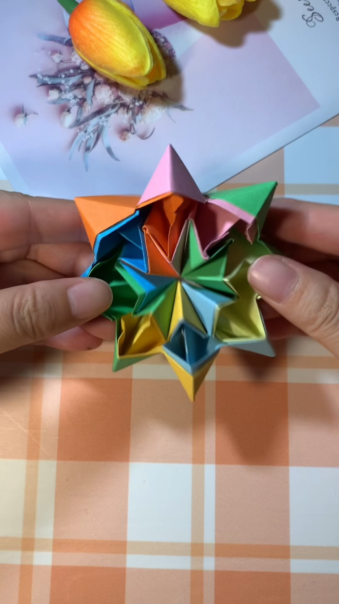 好玩的翻翻乐折纸,快让你的臭宝帮你折起来-度小视