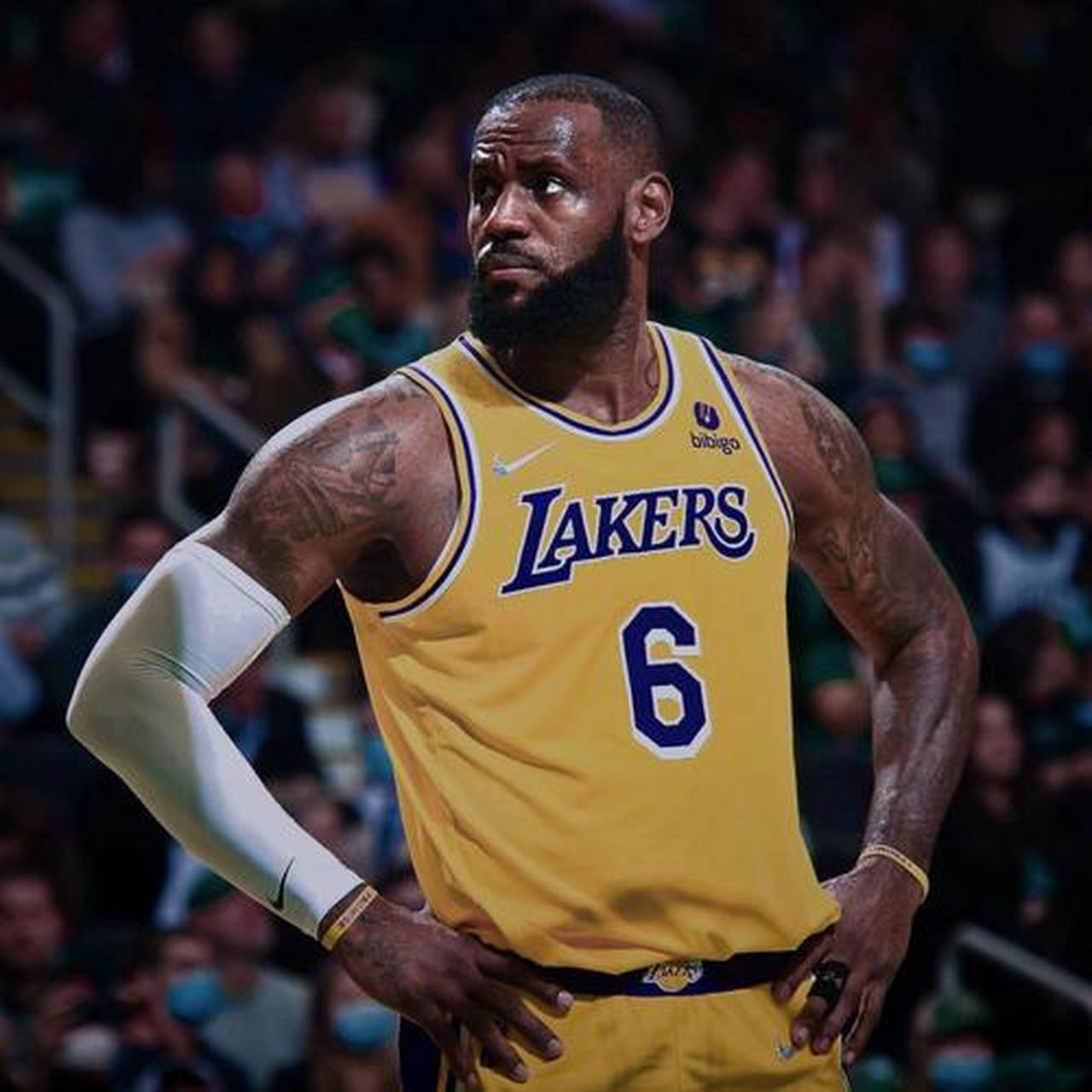 湖人总经理佩林卡否认了詹姆斯(lebron james)退役的传闻.