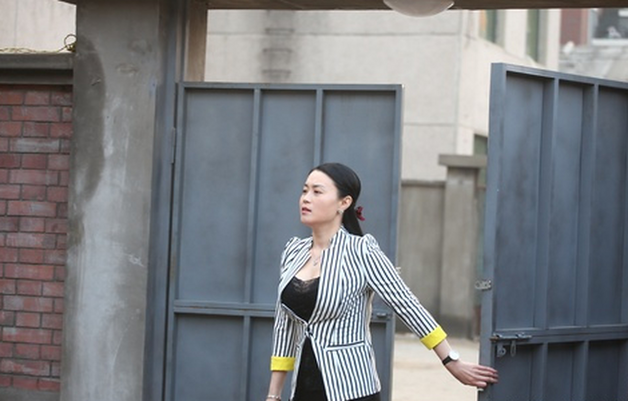 身材圆润,肤白貌美,笑容迷人的关婷娜(六)