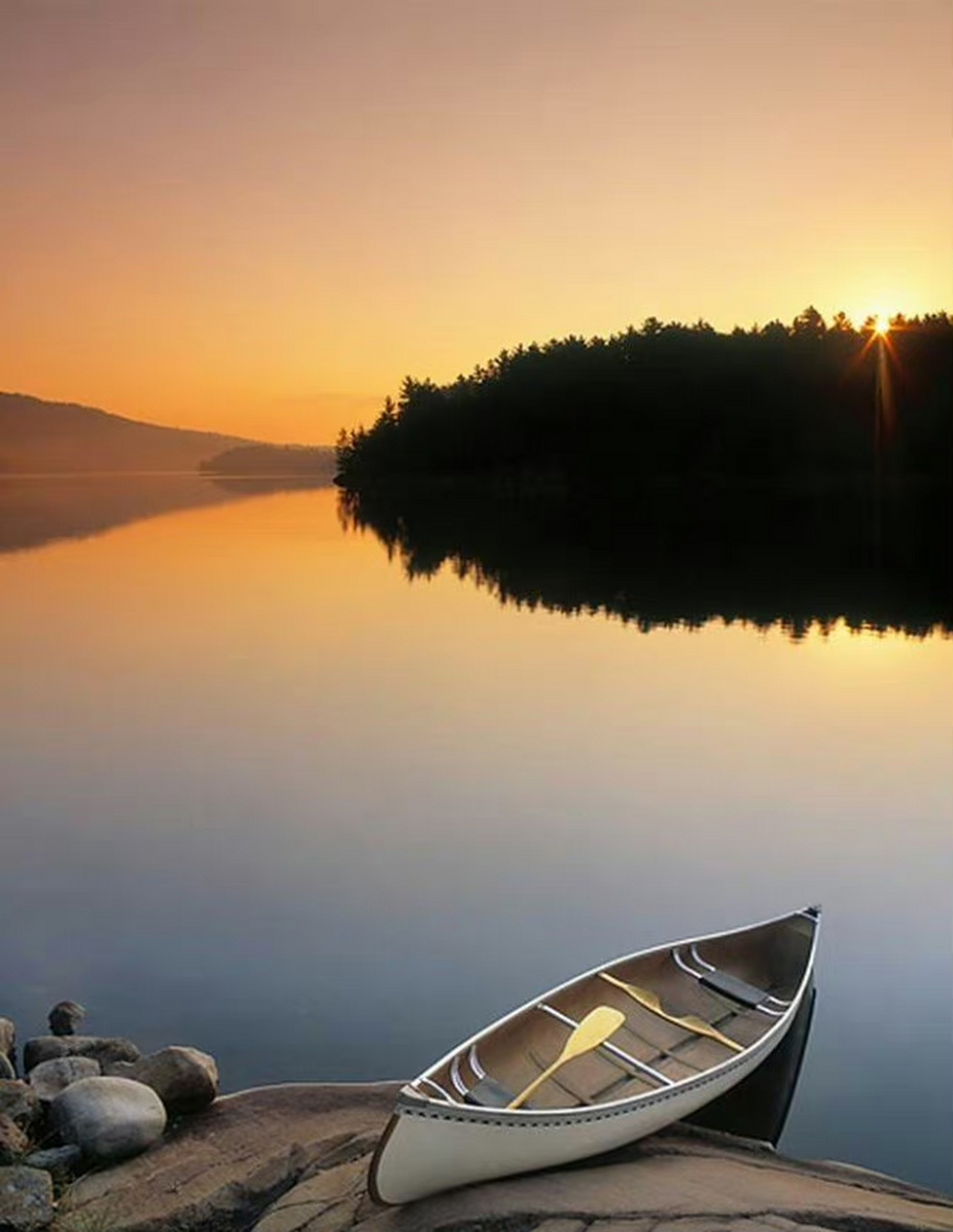 美好的生活,应该拥有一颗淡泊宁静的心,不管外面的世界如何变化,自己