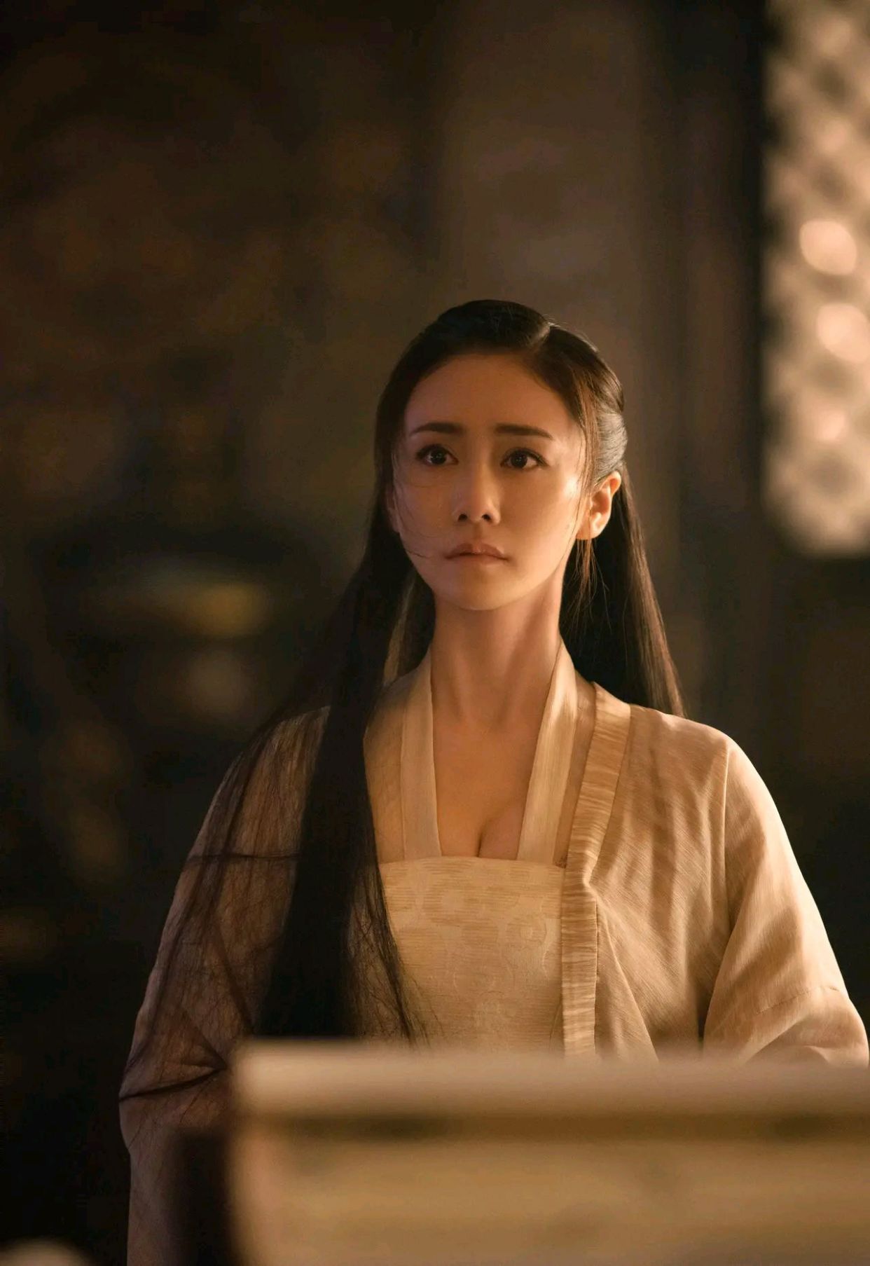 刘芸典雅秀气,古装唯美