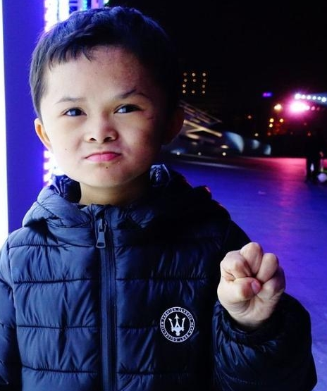 小马云被消费后遭抛弃,在家现状令人担忧,以后连生活都不能自理