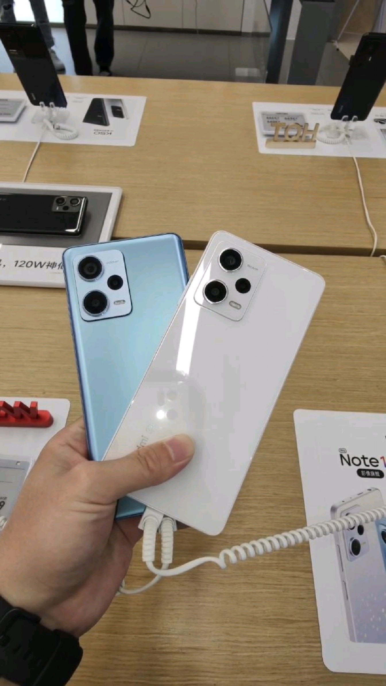 红米note12系列 上手,2亿像素 210w超级闪充,你心动吗?