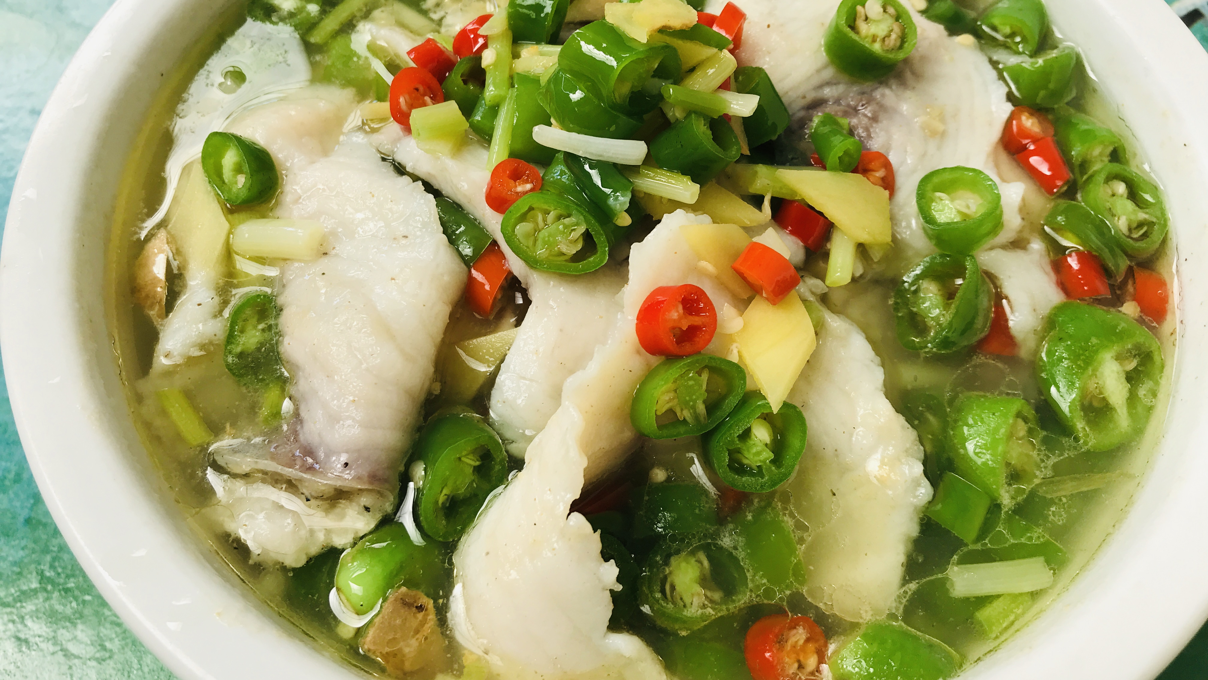 椒麻鱼片的家常做法,麻辣鲜香,鱼片嫩滑,下酒又下饭