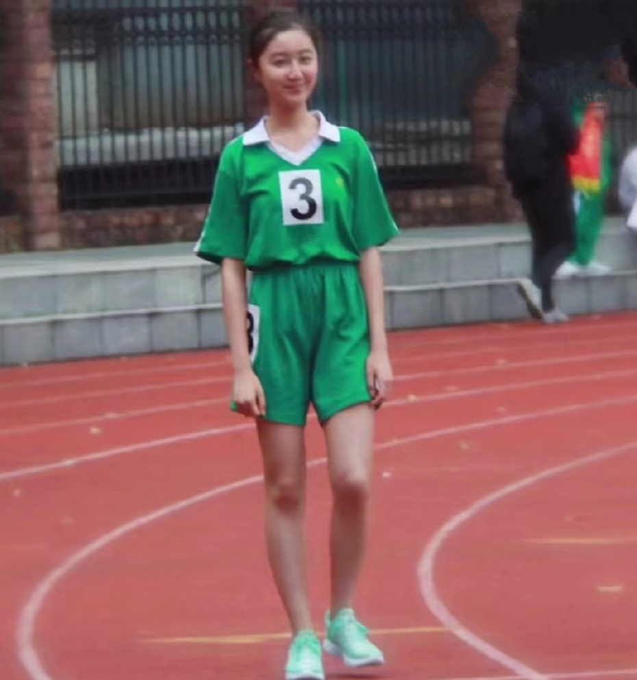 步步高女孩高君雨的逆袭之路!