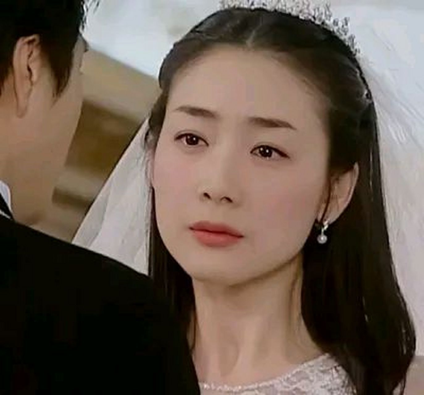 48岁韩国女星崔智友,引发热议!