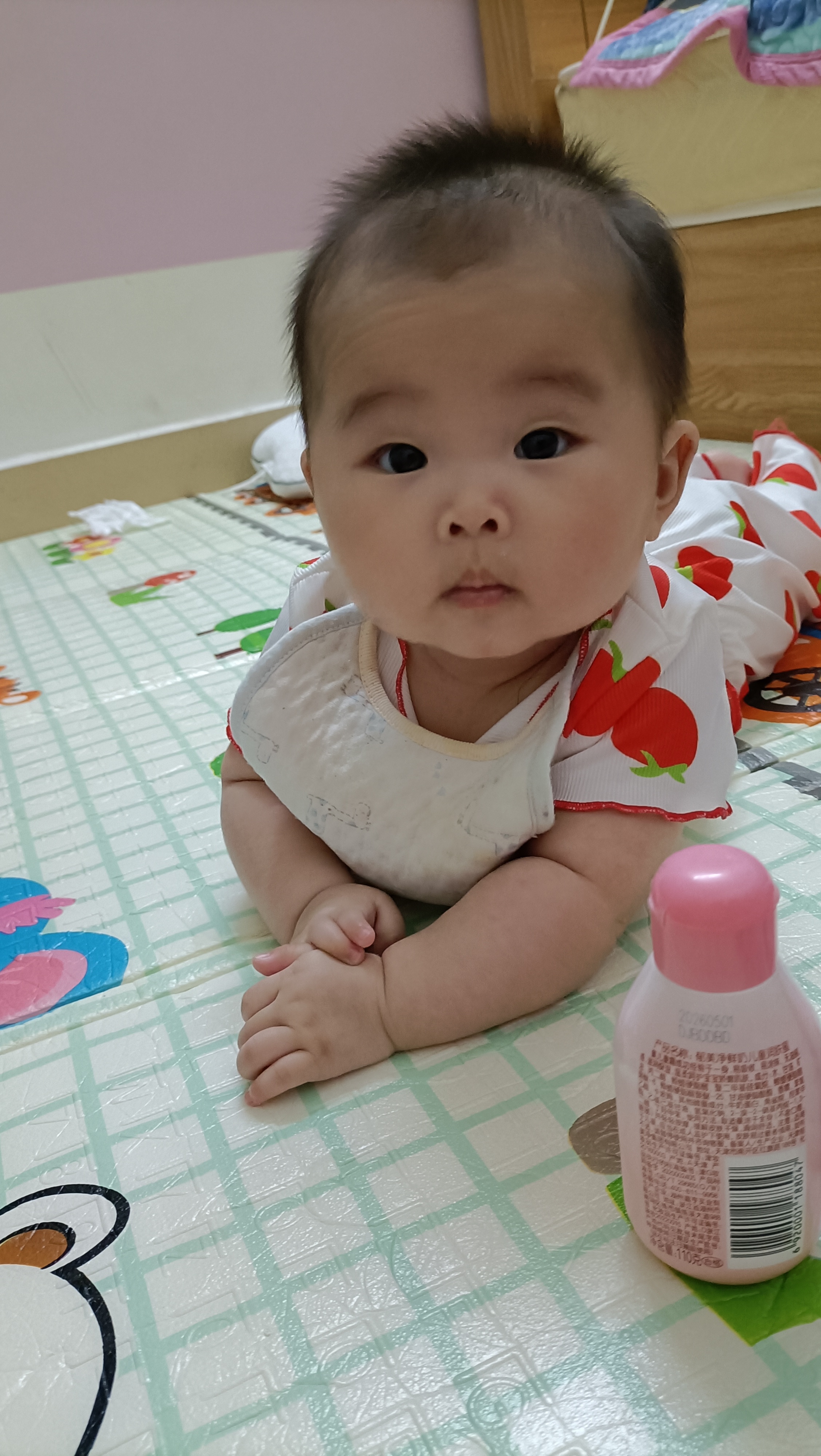 我是一枚90后全职宝妈,每天的生活都是围绕着家庭和带娃,希望在百家号