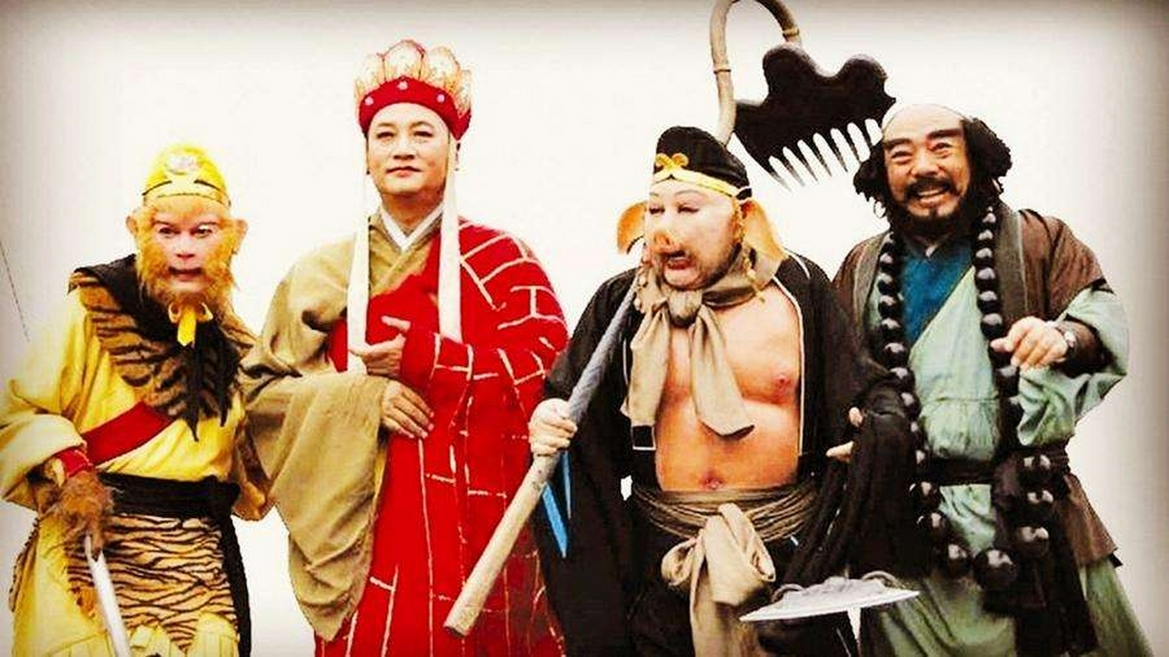 东胜神州的傲来国花果山的一块巨石孕育出了一只明灵石猴,石猴后来拜