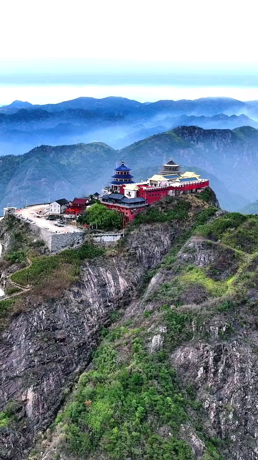 茗山位于乐清市北白象镇下庠村,海拔503米-度小视