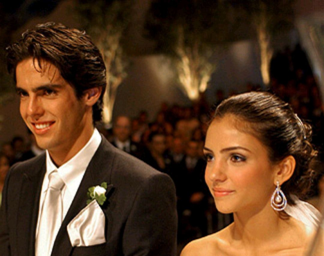 再看卡卡和卡洛琳的爱情故事,悟到了两人离婚的必然