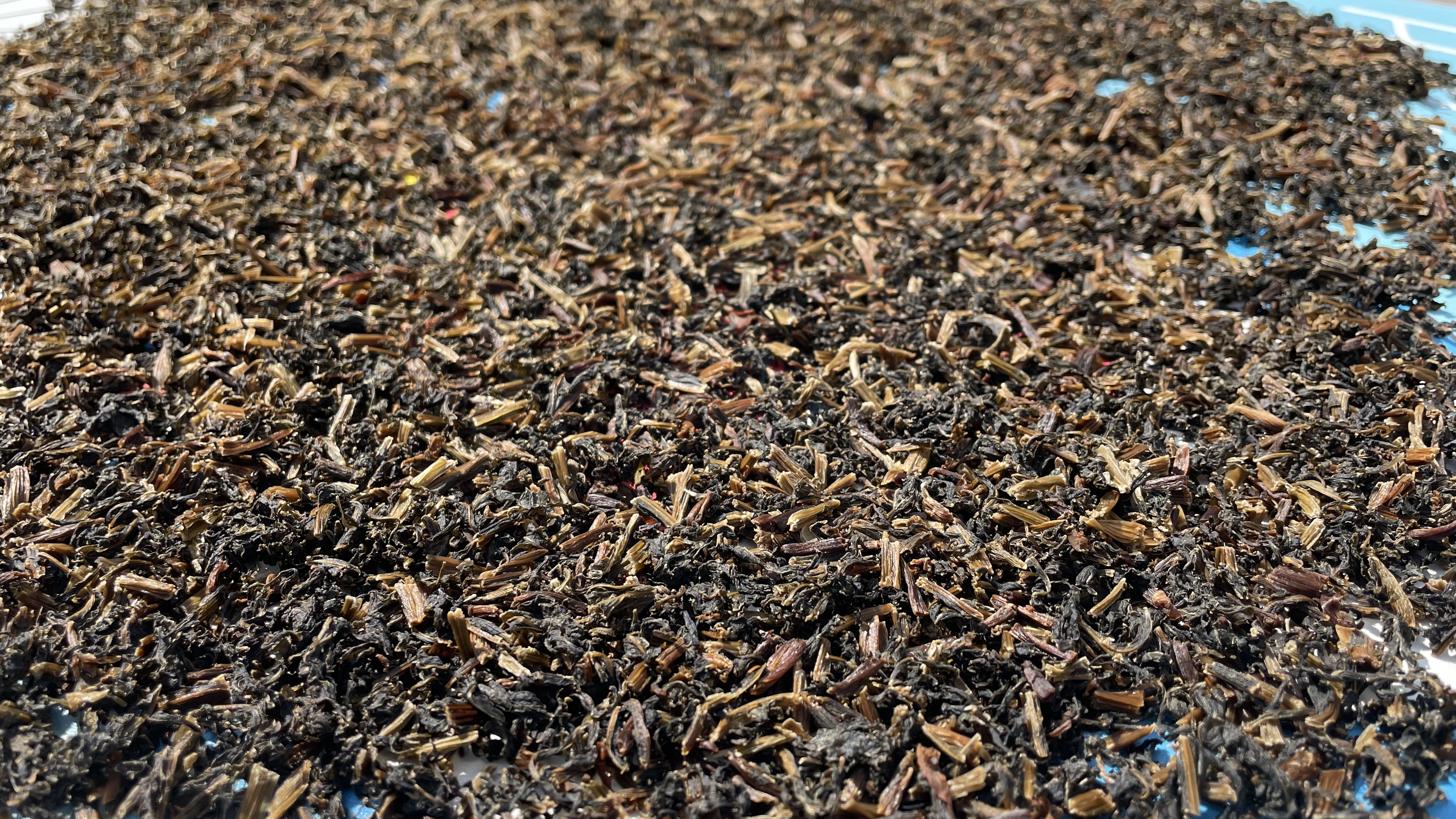 夏天是制作梅干菜的最佳时期，三蒸三晒，不好吃的青菜瞬间变美味