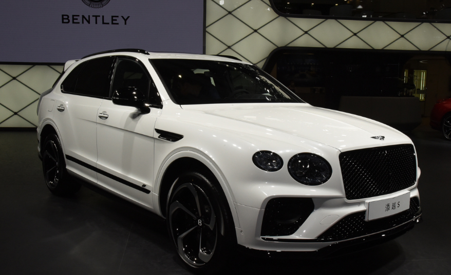 新款宾利添越来了,外观内饰比奔驰大g还气派,提供5种驾驶模式