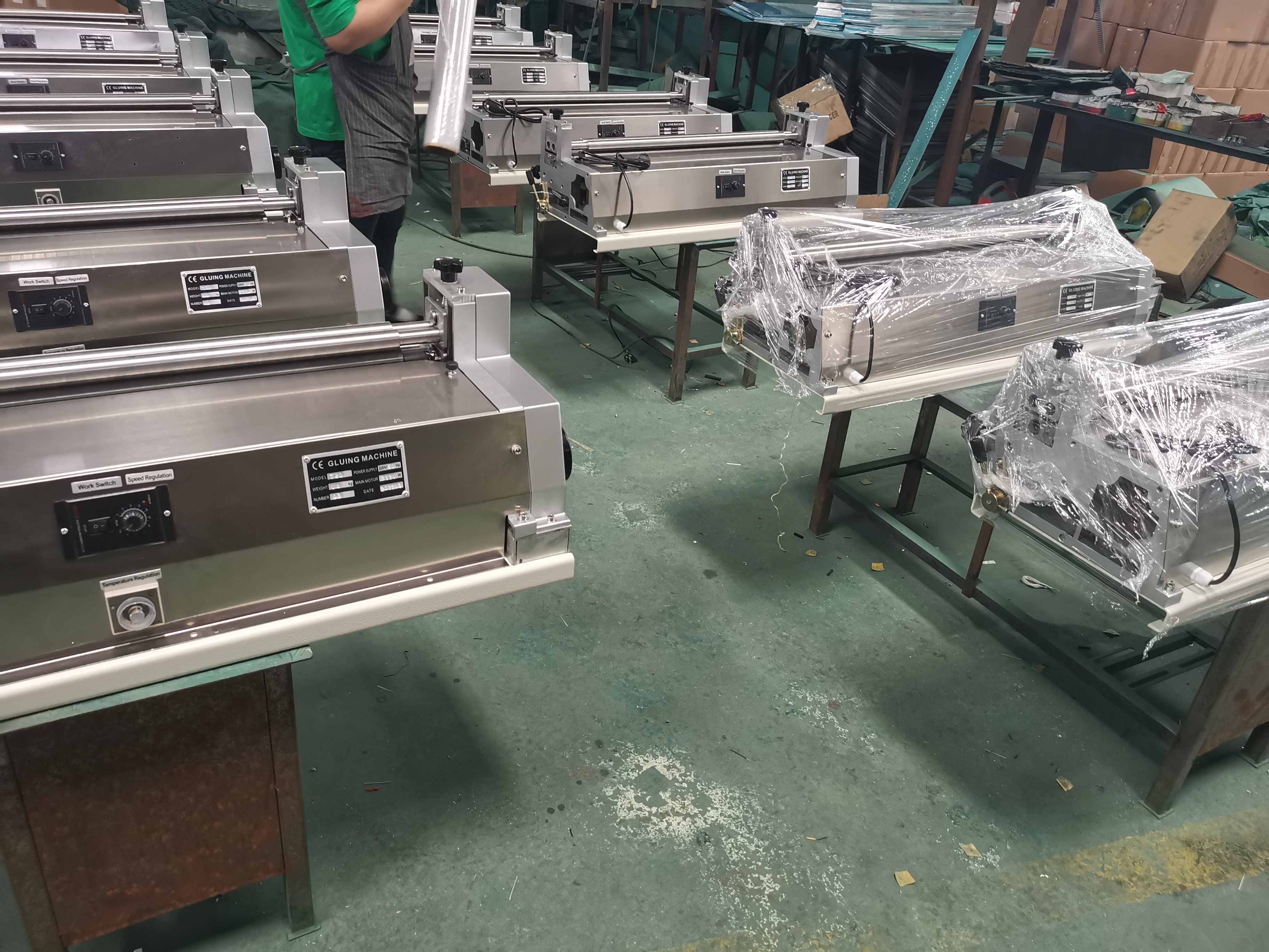 纸箱纸盒用涂胶机压平机