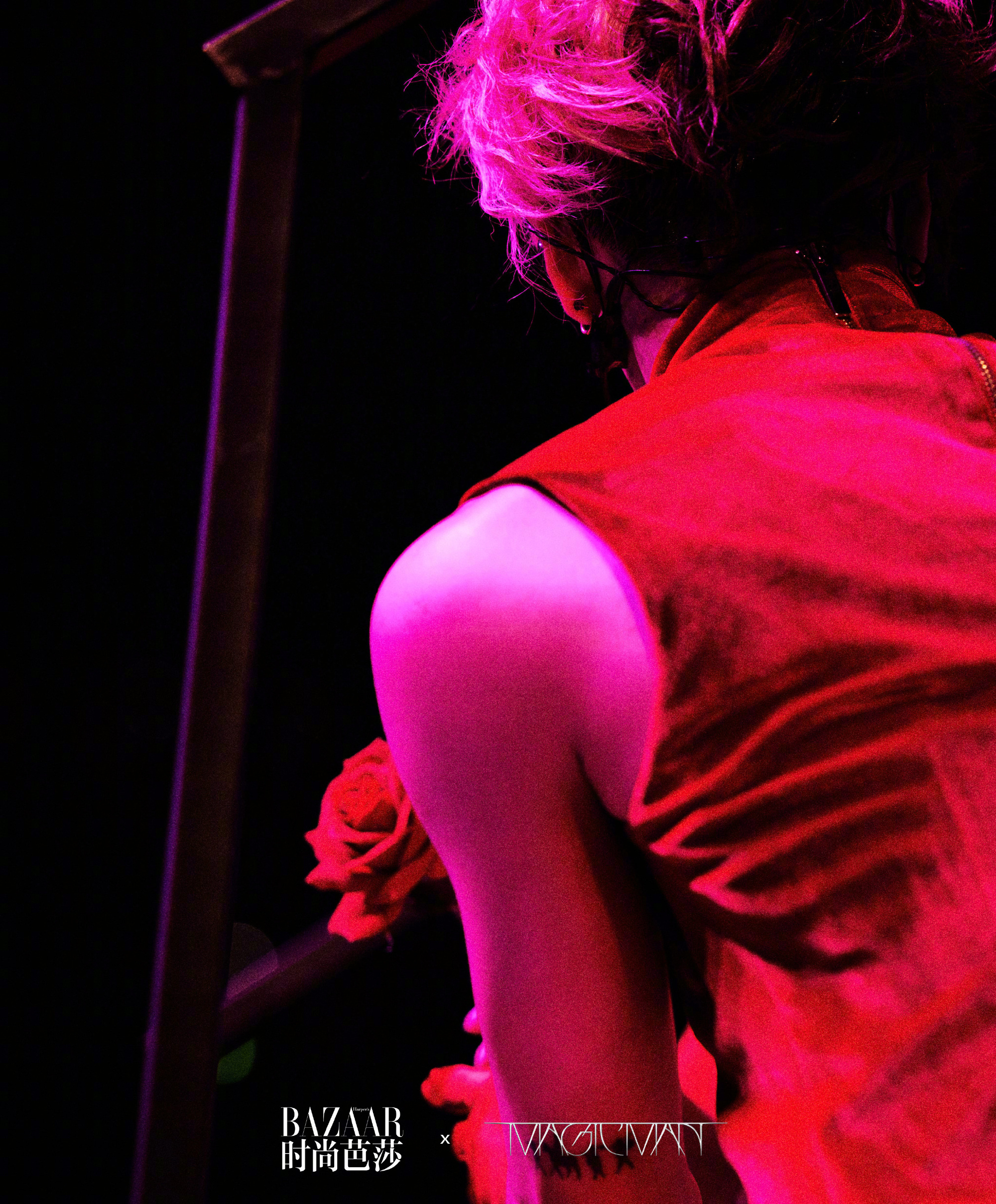 《时尚芭莎》王嘉尔演唱会纪实,专属于夏天的味道,因你火热