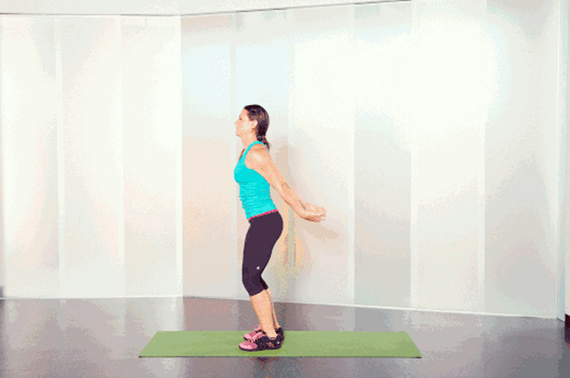 波比跳,一个黄金燃脂动作,结合了深蹲,俯卧撑,跳