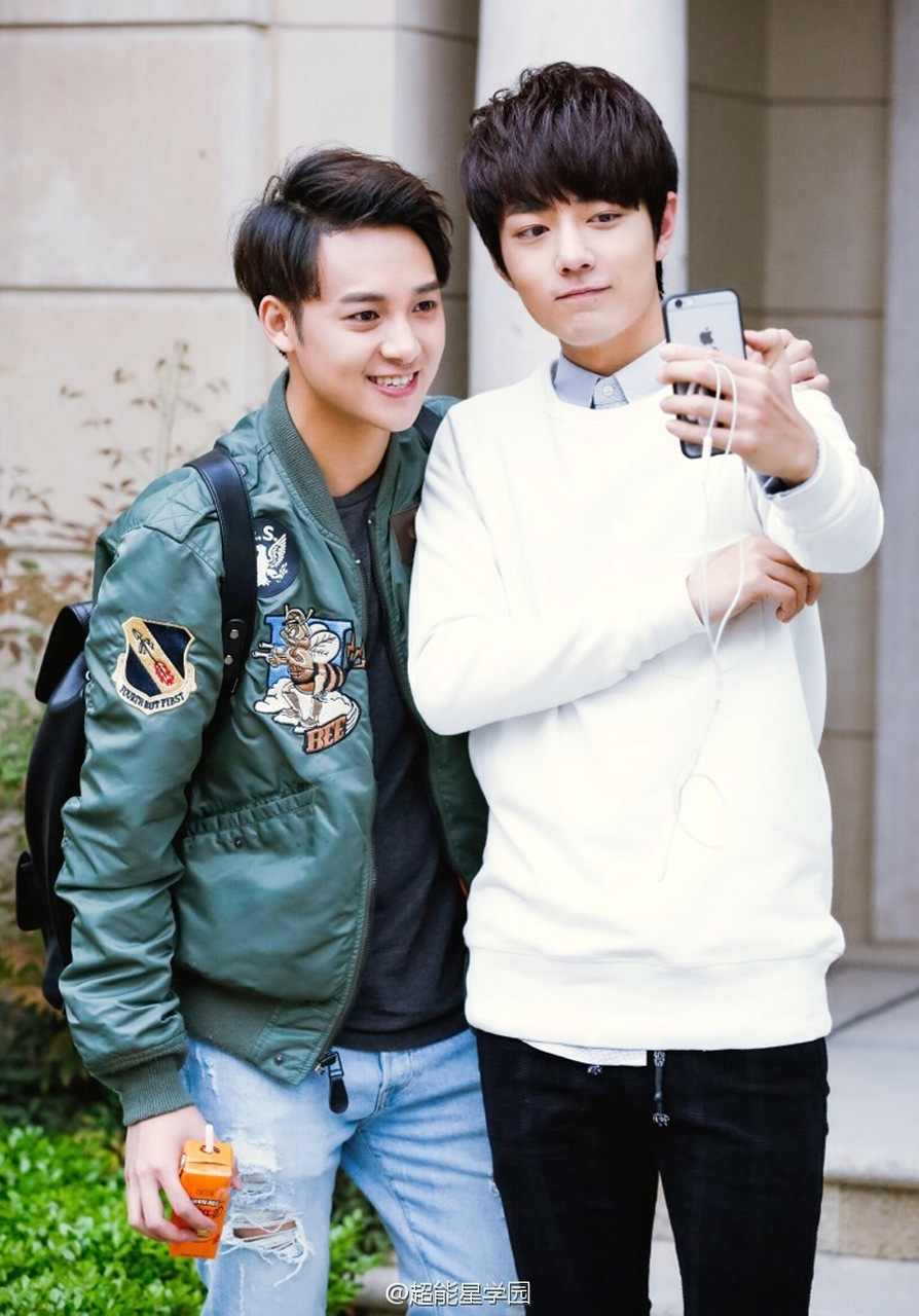 分享肖战你们没有见过的方也许时期的美图.