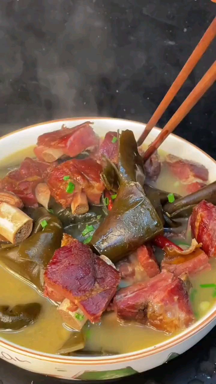腊排骨炖海带有要来一坨的嘛